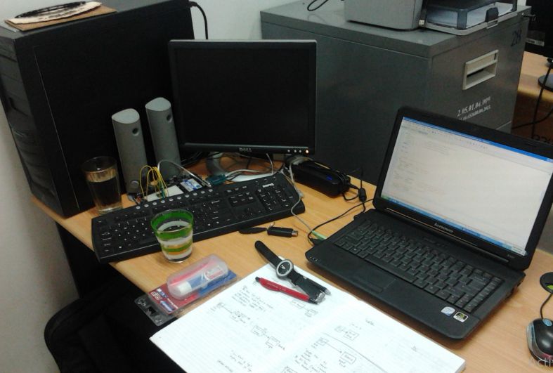 Detail Gambar Komputer Kantor Nomer 4
