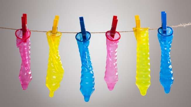 Detail Gambar Kondom Saat Dipakai Nomer 38