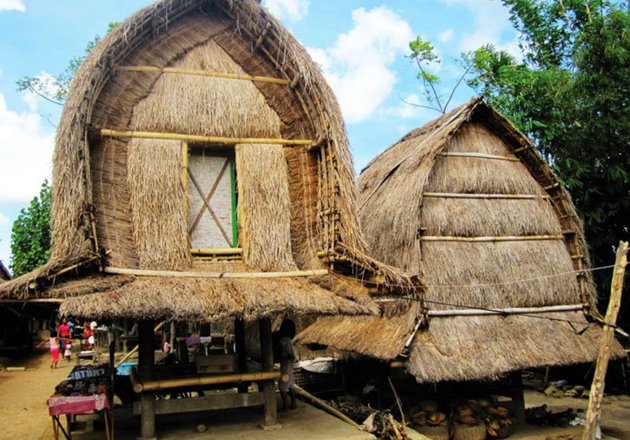 Gambar Konstruksi Rumah Tradisional Suku Sasak Lombok - KibrisPDR