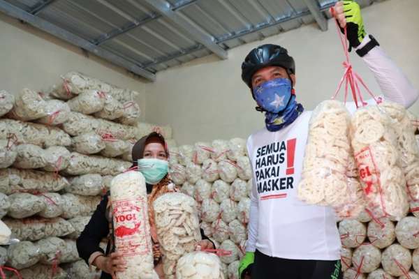 Gambar Konsumen Kerupuk - KibrisPDR
