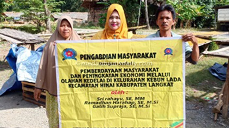 Detail Gambar Konsumen Kerupuk Nomer 26
