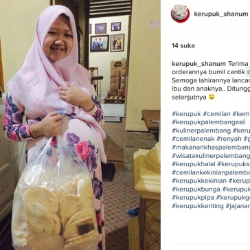 Detail Gambar Konsumen Kerupuk Nomer 4