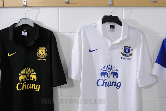 Detail Gambar Kostum Everton 2018 Nomer 35