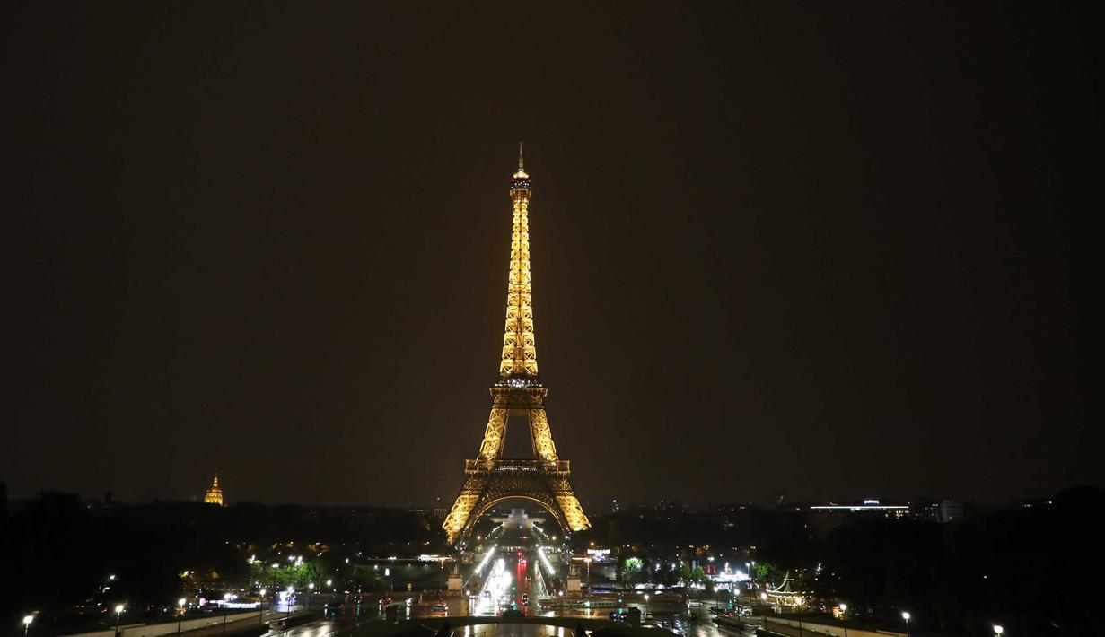 Detail Gambar Kota Paris Di Malam Hari Nomer 27