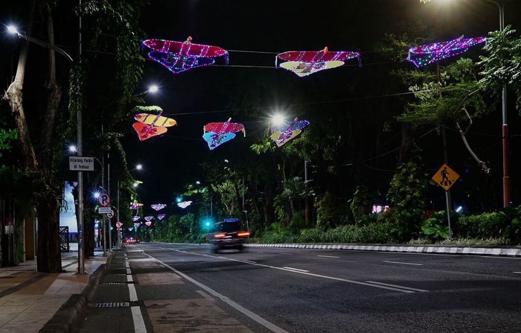 Detail Gambar Kota Surabaya Malam Hari Nomer 9