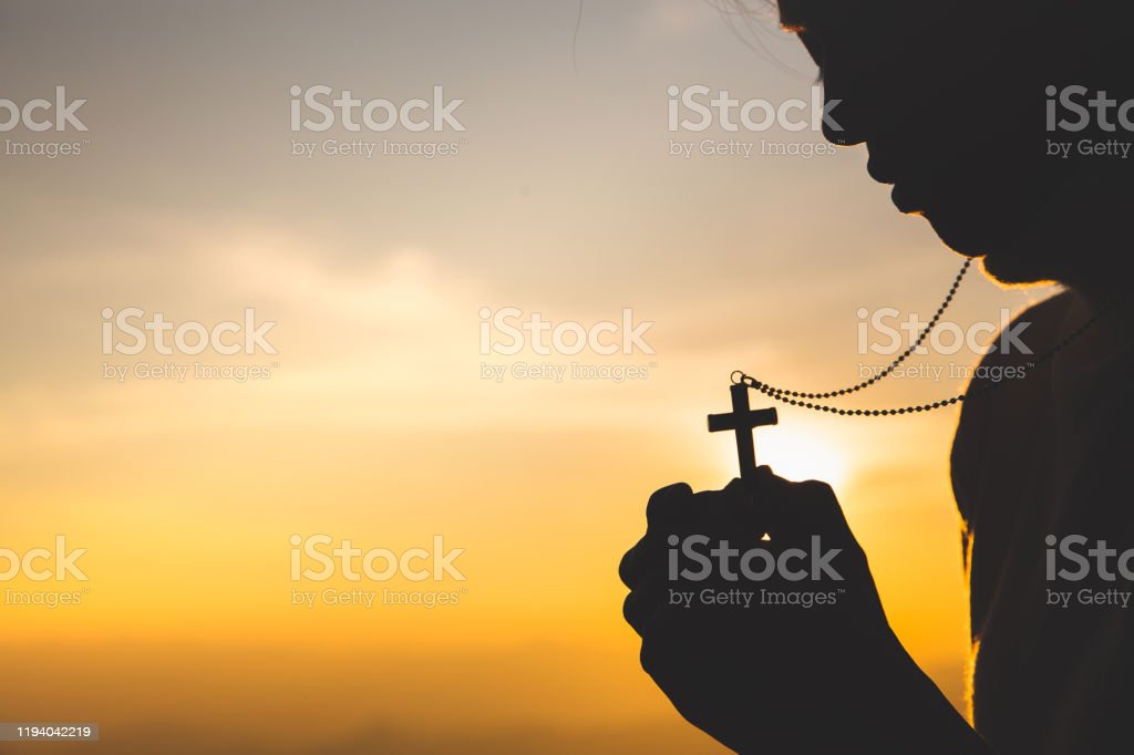 Detail Gambar Kristen Berdoa Nomer 38