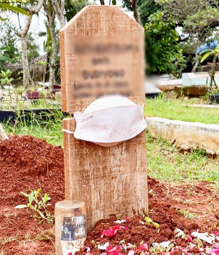 Detail Gambar Kuburan Kayu Batu Papua Nomer 4