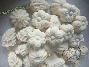 Detail Gambar Kue Bangkit Nomer 17