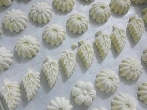 Detail Gambar Kue Bangkit Nomer 20