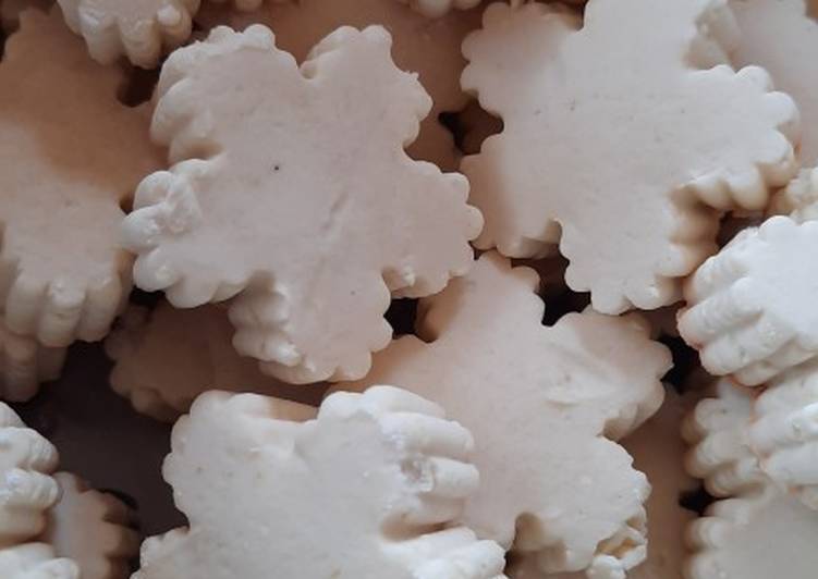 Detail Gambar Kue Bangkit Nomer 25