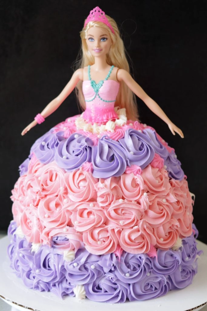 Detail Gambar Kue Barbie Nomer 37