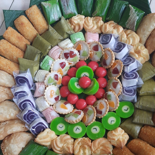 Detail Gambar Kue Basah Untuk Hantaran Nomer 8