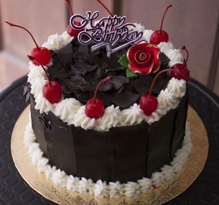 Detail Gambar Kue Black Forest Cantik Nomer 20