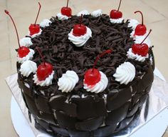 Detail Gambar Kue Black Forest Mini Nomer 4