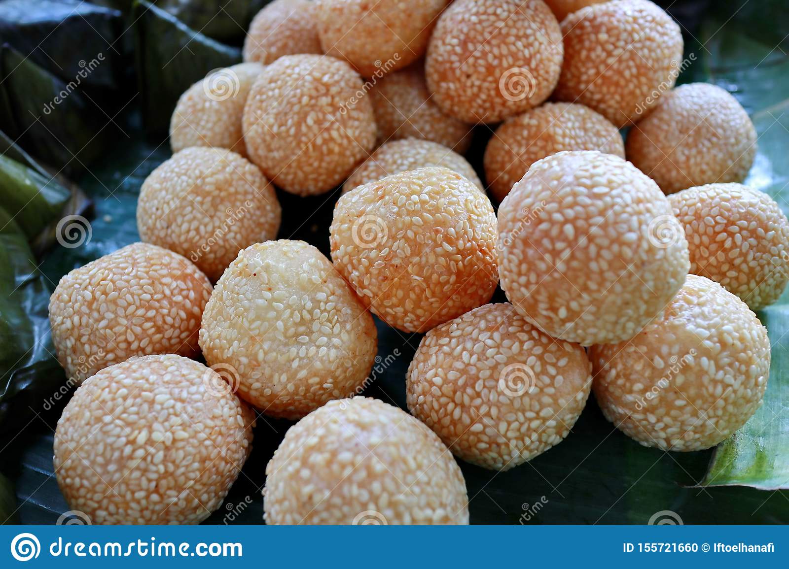 Detail Gambar Kue Cucur Gula Merah Nomer 43