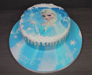 Detail Gambar Kue Hut Frozen Nomer 9