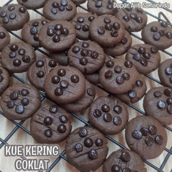 Detail Gambar Kue Kering Coklat Nomer 6