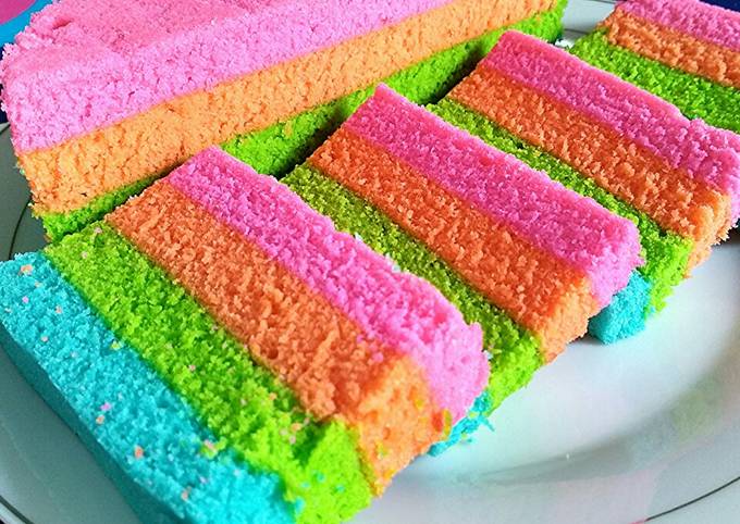 Detail Gambar Kue Pelangi Nomer 39