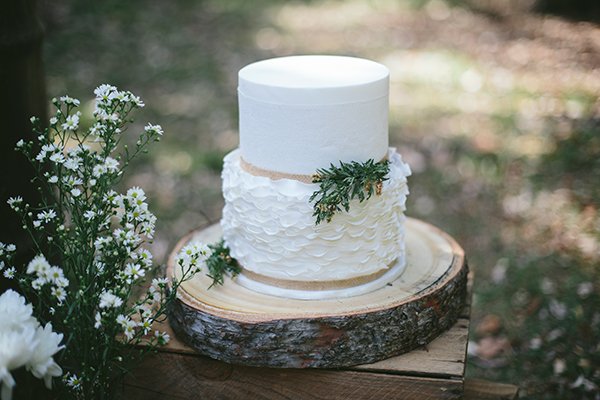 Detail Gambar Kue Pernikahan Sederhana Nomer 8