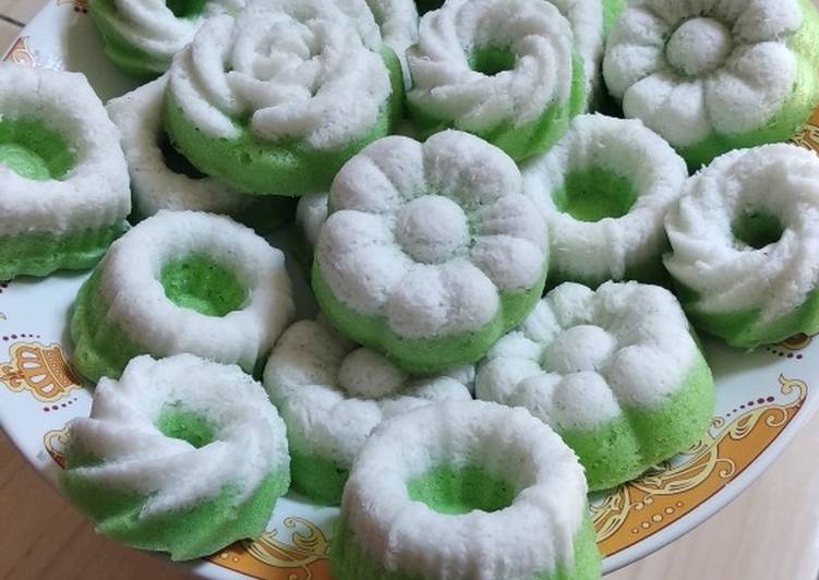 Detail Gambar Kue Putu Ayu Nomer 15