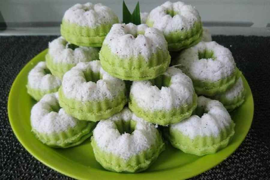 Detail Gambar Kue Putu Ayu Nomer 10