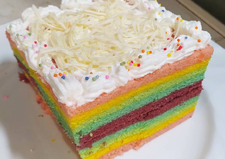 Detail Gambar Kue Rainbow Cake Nomer 33