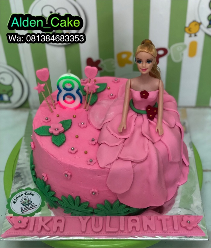 Detail Gambar Kue Tart Barbie Nomer 32