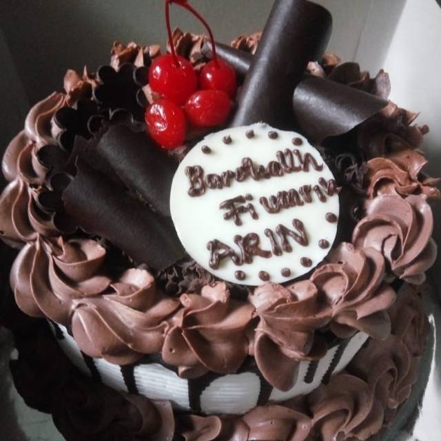 Detail Gambar Kue Tart Black Forest Nomer 38