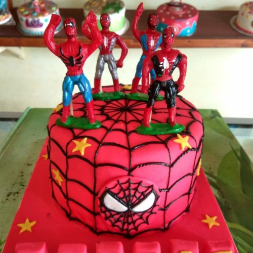 Detail Gambar Kue Tart Karakter Spiderman Nomer 13