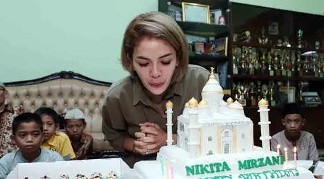 Detail Gambar Kue Tart Masjid Nomer 13