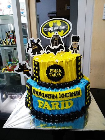 Detail Gambar Kue Ulang Tahun Anak Laki Nomer 18