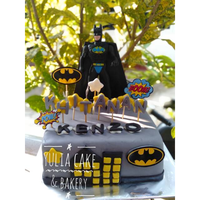 Detail Gambar Kue Ulang Tahun Batman Nomer 41