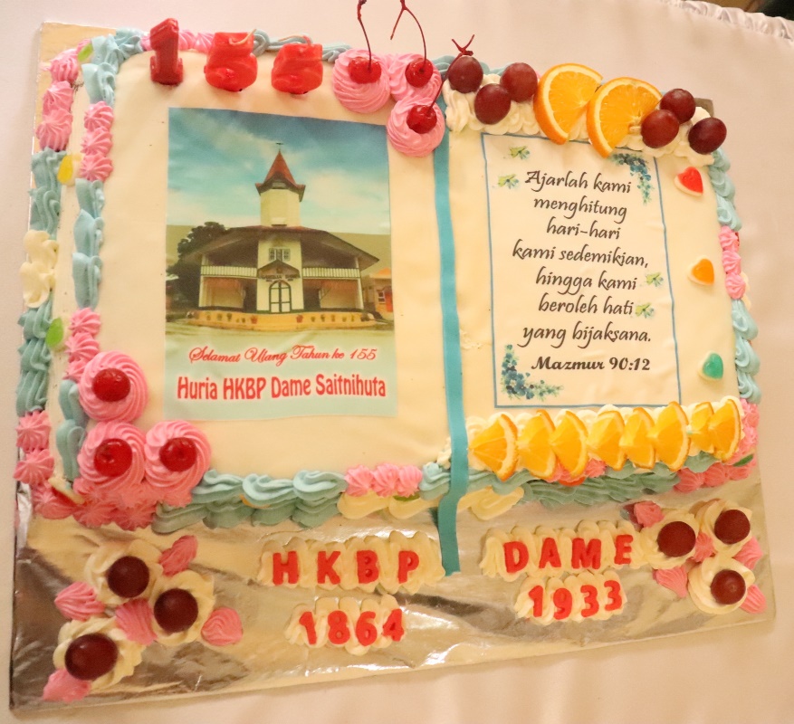 Detail Gambar Kue Ulang Tahun Bentuk Gereja Nomer 50