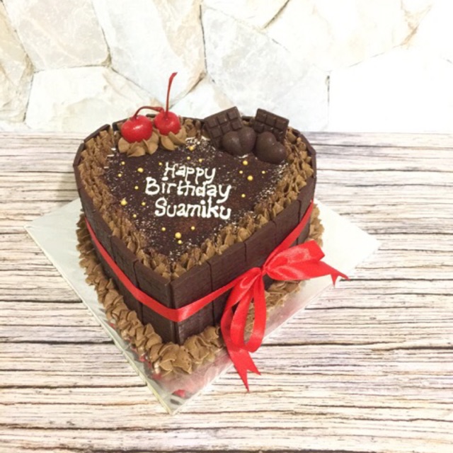 Gambar Kue Ulang Tahun Bentuk Love - KibrisPDR