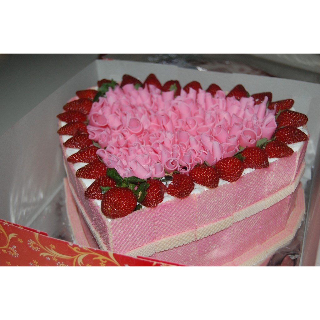 Detail Gambar Kue Ulang Tahun Bentuk Love Nomer 55