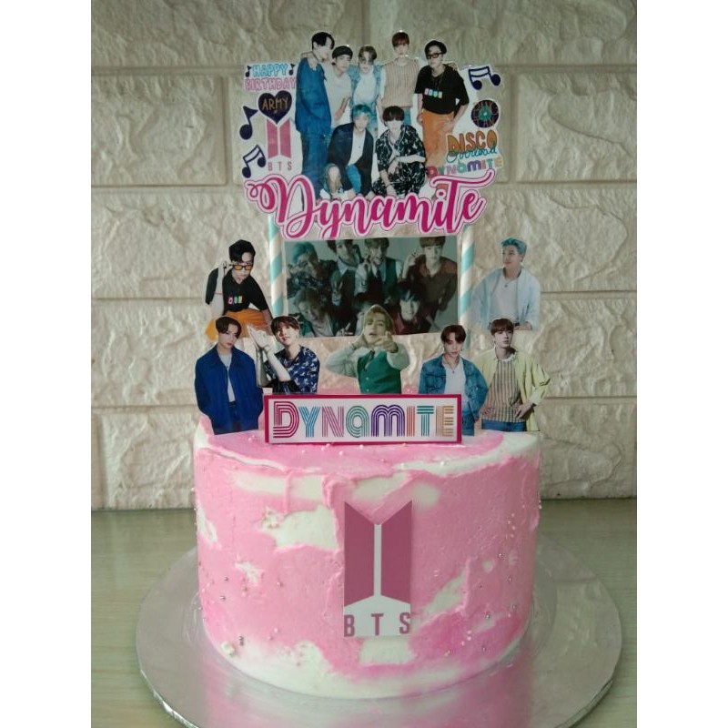 Detail Gambar Kue Ulang Tahun Bts Nomer 20