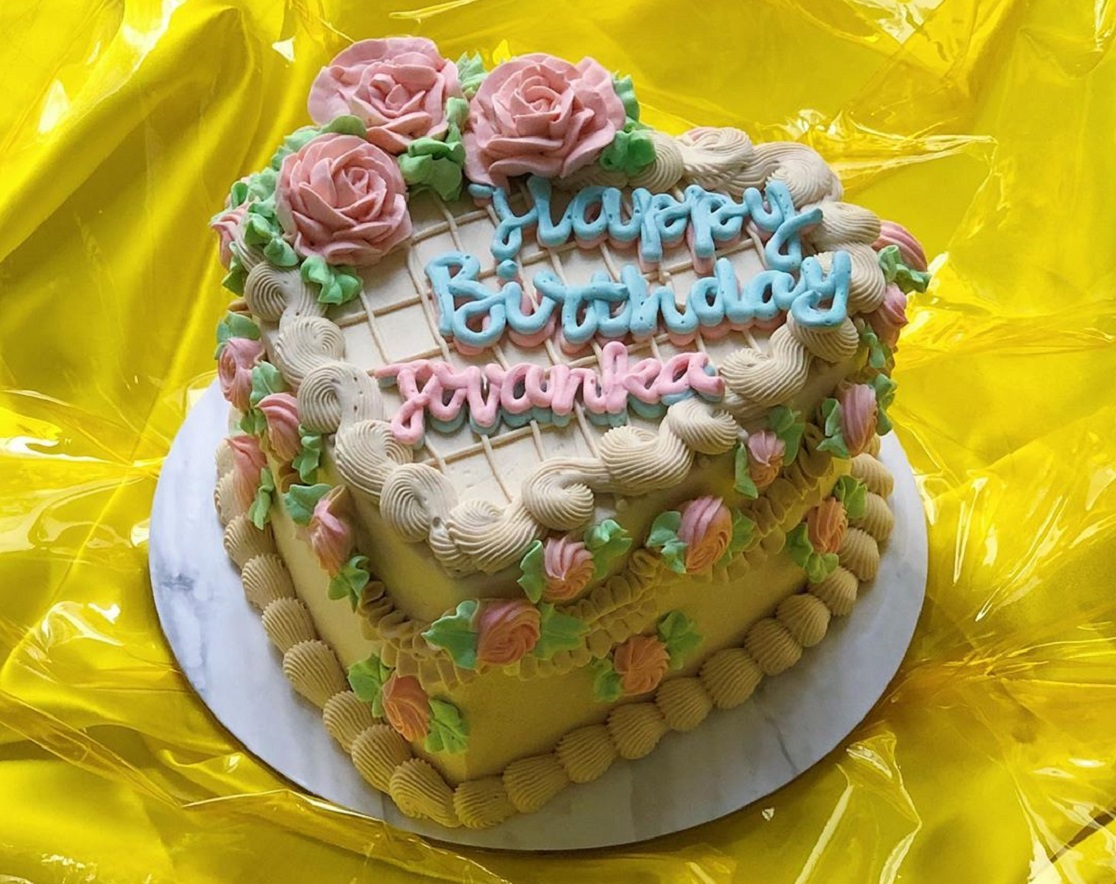 Detail Gambar Kue Ulang Tahun Cantik Nomer 56