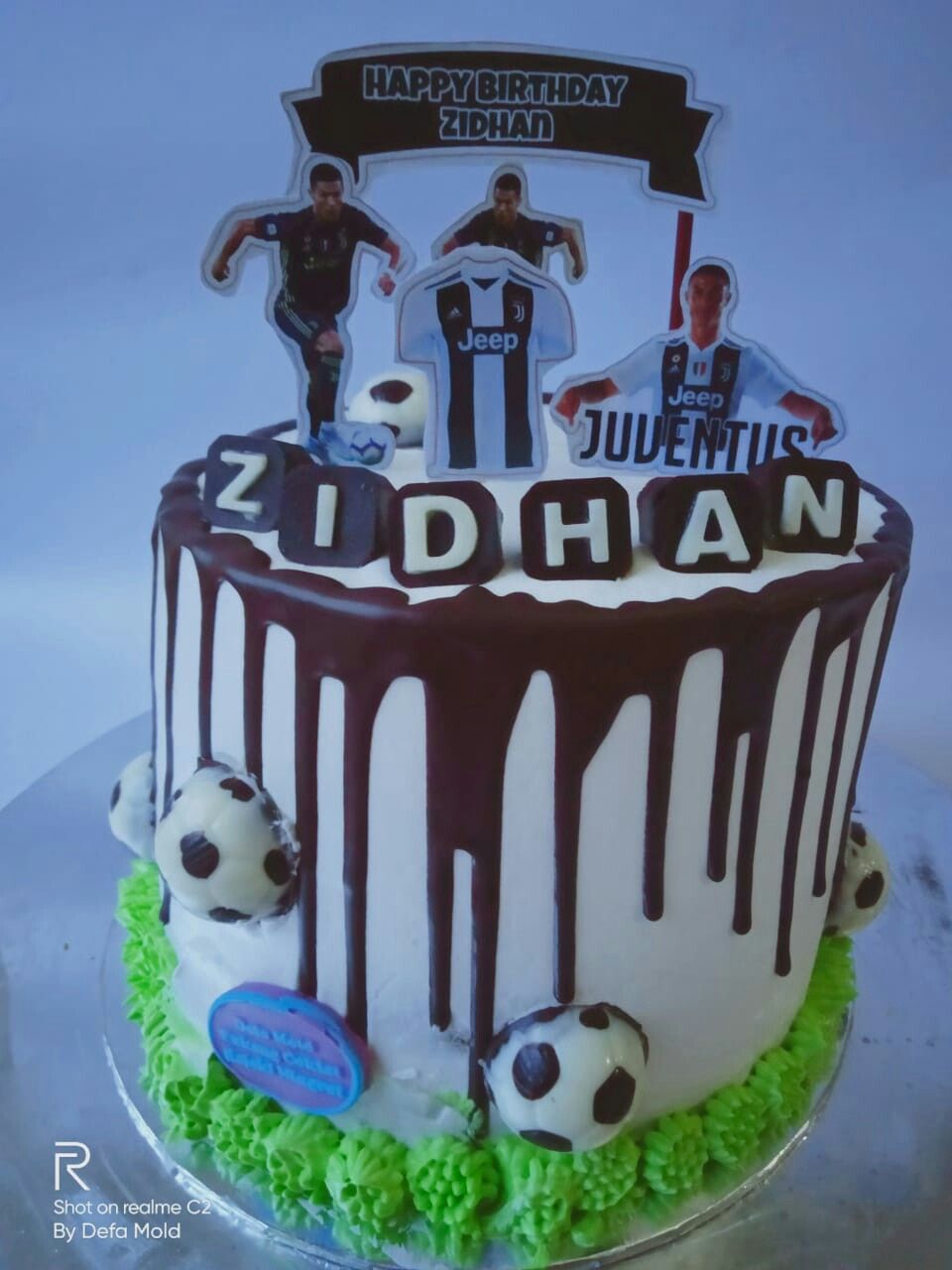 Detail Gambar Kue Ulang Tahun Juventus Nomer 29