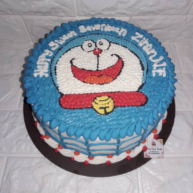 Detail Gambar Kue Ulang Tahun Karakter Doraemon Nomer 24