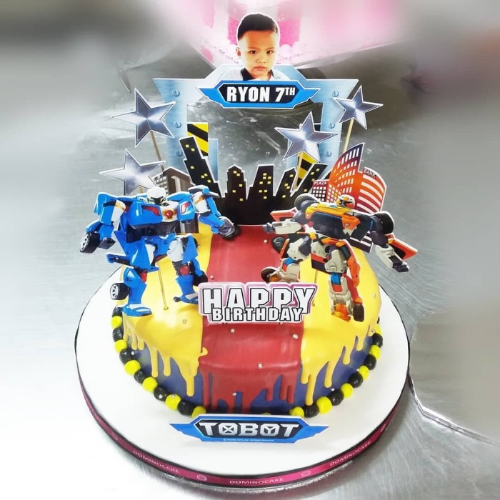 Detail Gambar Kue Ulang Tahun Karakter Robot Nomer 9