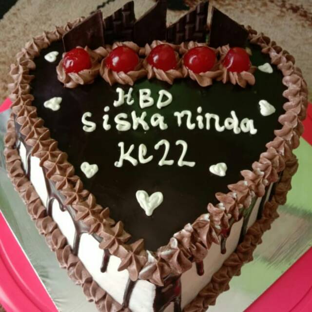 Detail Gambar Kue Ulang Tahun Love Nomer 25