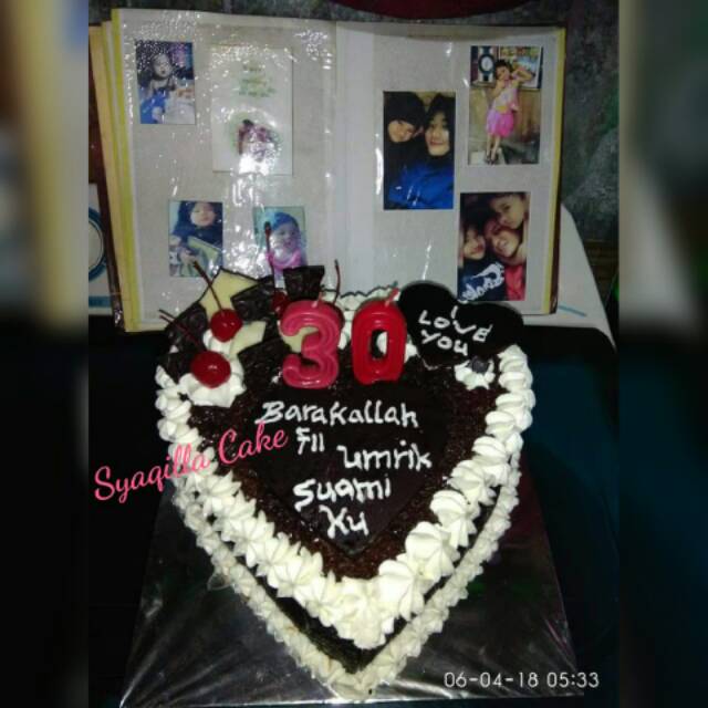 Detail Gambar Kue Ulang Tahun Love Nomer 51