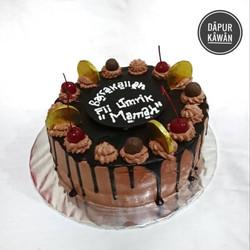 Detail Gambar Kue Ulang Tahun Pria Dewasa Nomer 24