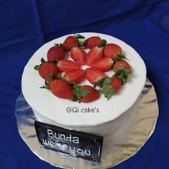 Detail Gambar Kue Ulang Tahun Simple Nomer 55