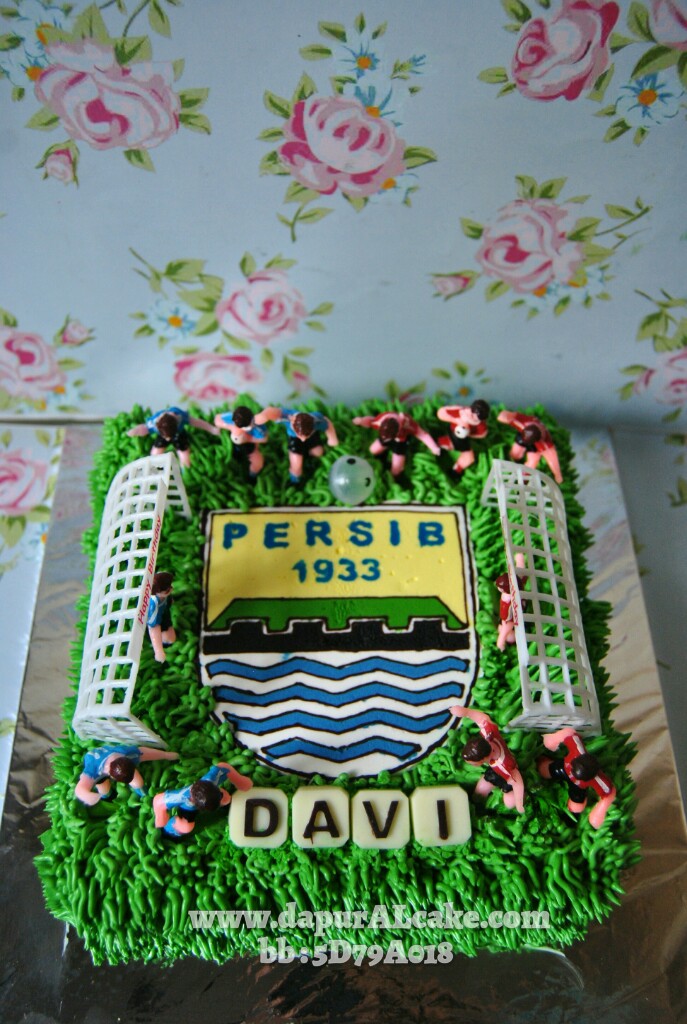 Detail Gambar Kue Ulang Tahun Tema Persib Nomer 32