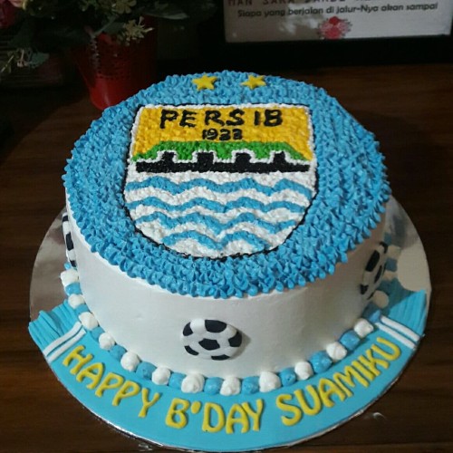 Detail Gambar Kue Ulang Tahun Tema Persib Nomer 7