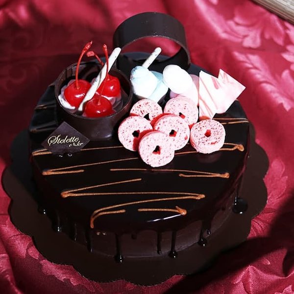 Detail Gambar Kue Ulang Tahun Yang Cantik Nomer 31