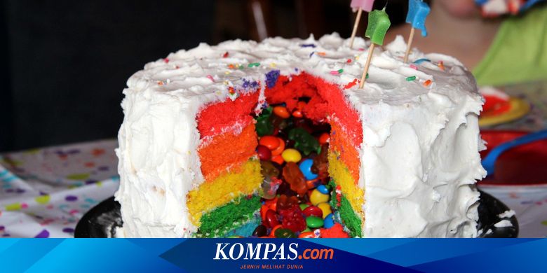 Detail Gambar Kue Ulang Tahun Yang Sederhana Nomer 53