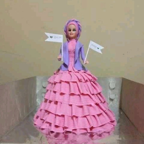 Detail Gambar Kue Ultah Barbie Nomer 50