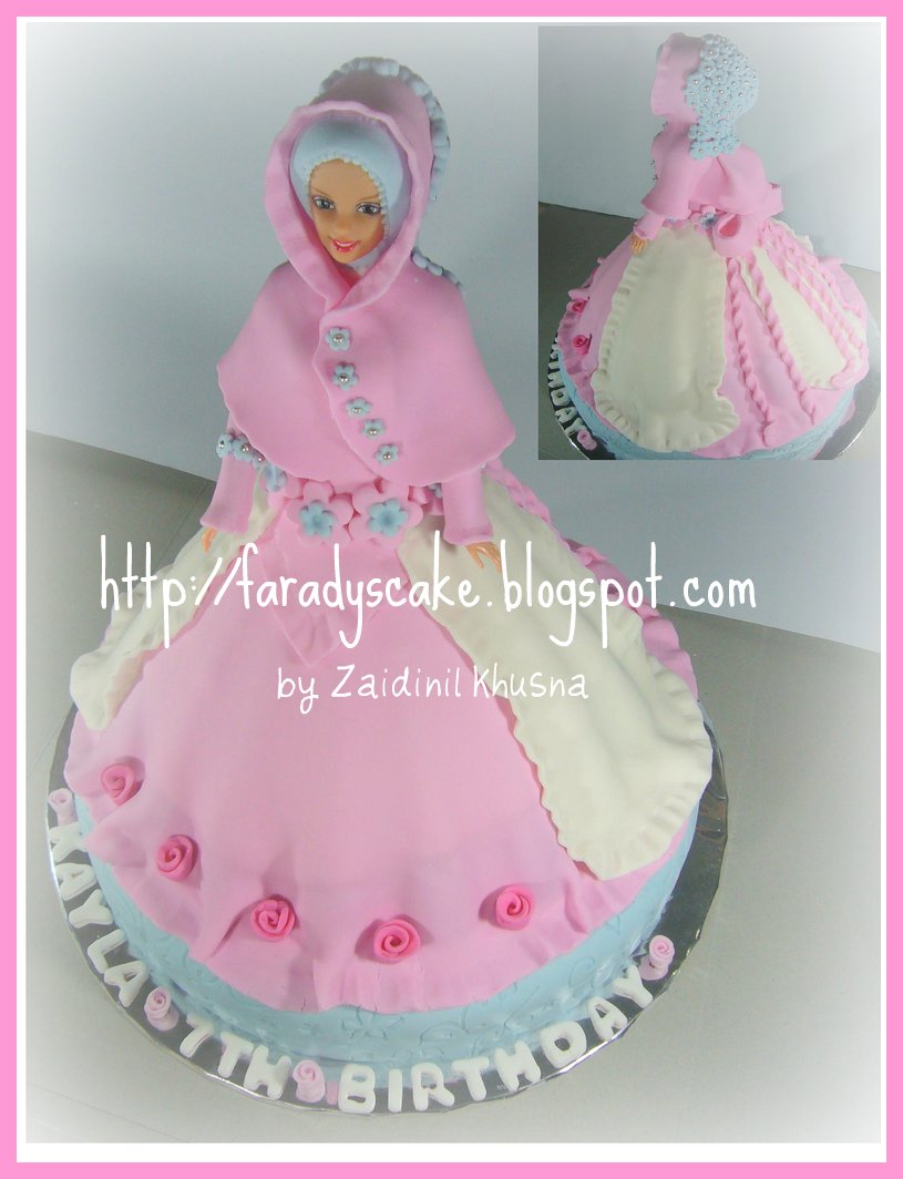 Detail Gambar Kue Ultah Barbie Nomer 53